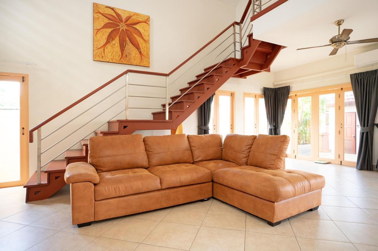 Beautiful 5Br Villa Felicity, Pool & Garden, Near Naiharn Rawai Екстериор снимка
